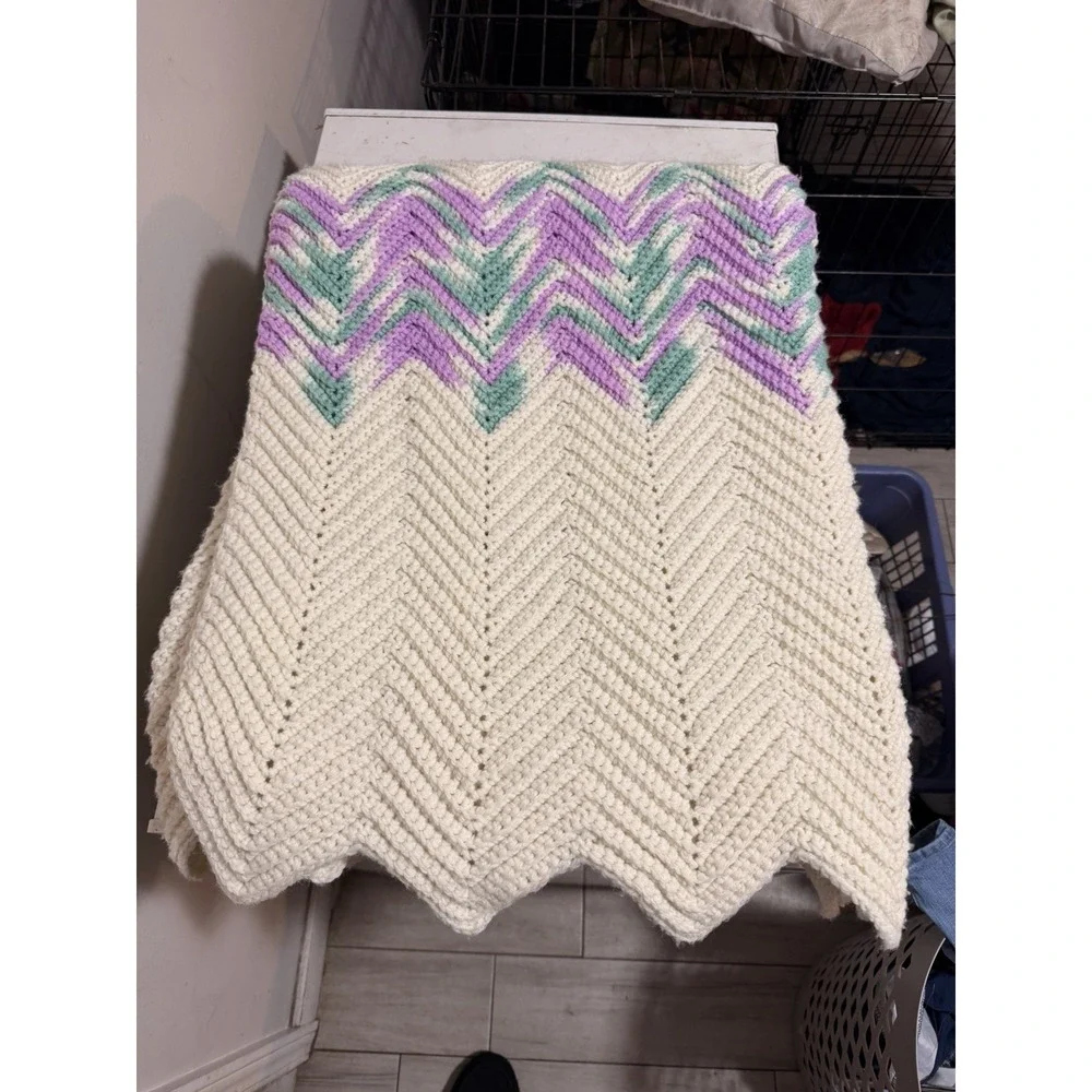 Gorgeous Huge Granny Blanket 88x76